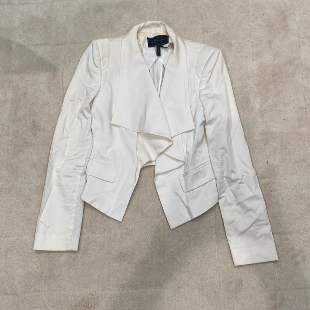 White cropped blazer